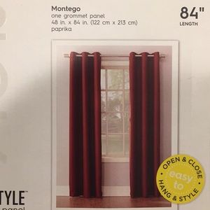 NWOT - No. 918 Grommet panel curtain - 84” length